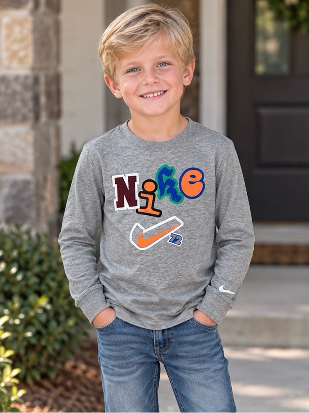 Nike Graphic Gray Long Sleeve Tee Boys Size 7